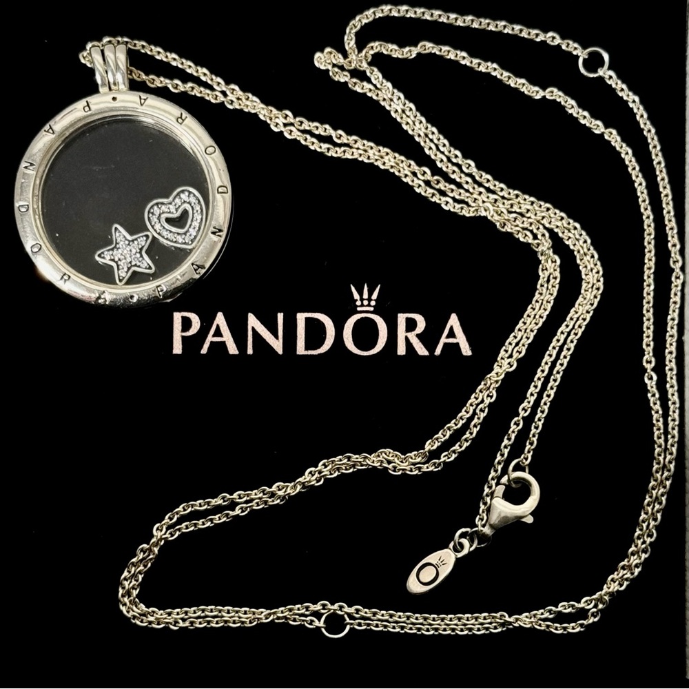 Retired Pandora Petite Memories Large Floating Locket & 2 Petite Charms - Picture 3 of 16